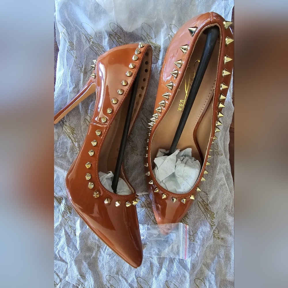 Cathy Din high heels